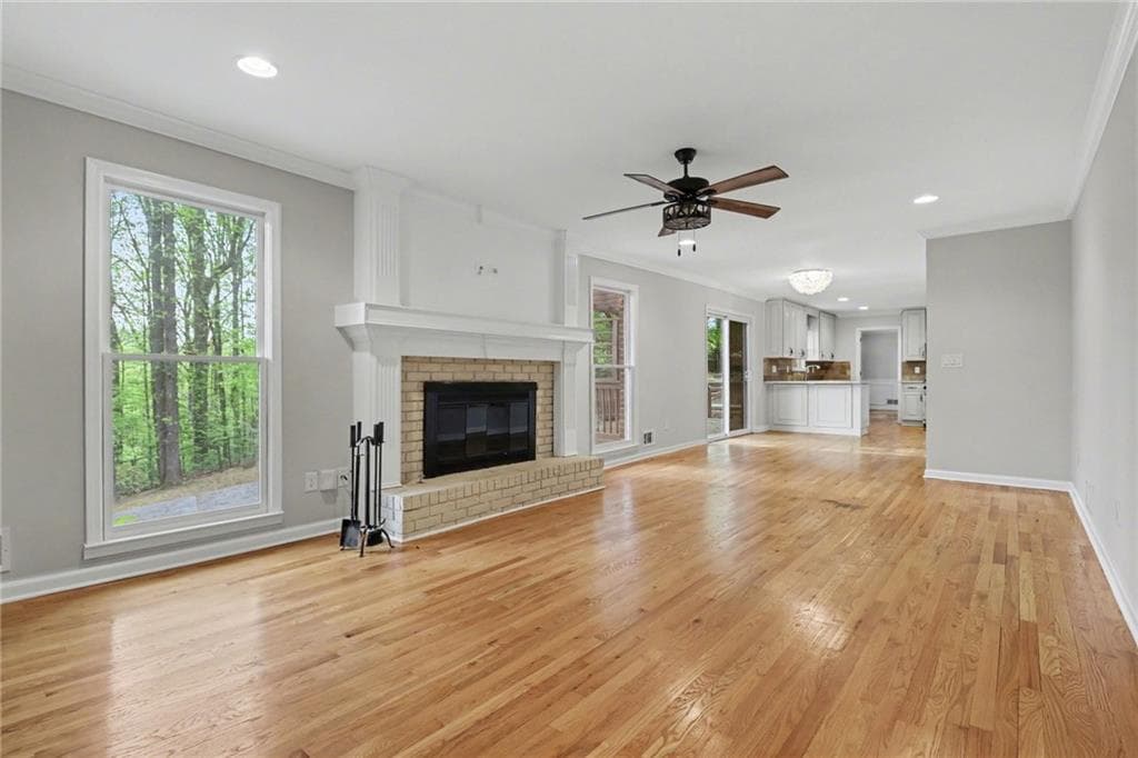 5 bedroom, 4 bathroom, 3,309 sq ft single family residence for sale at 205 Marsh Glen Point, Atlanta, GA 30328 — photo 7
