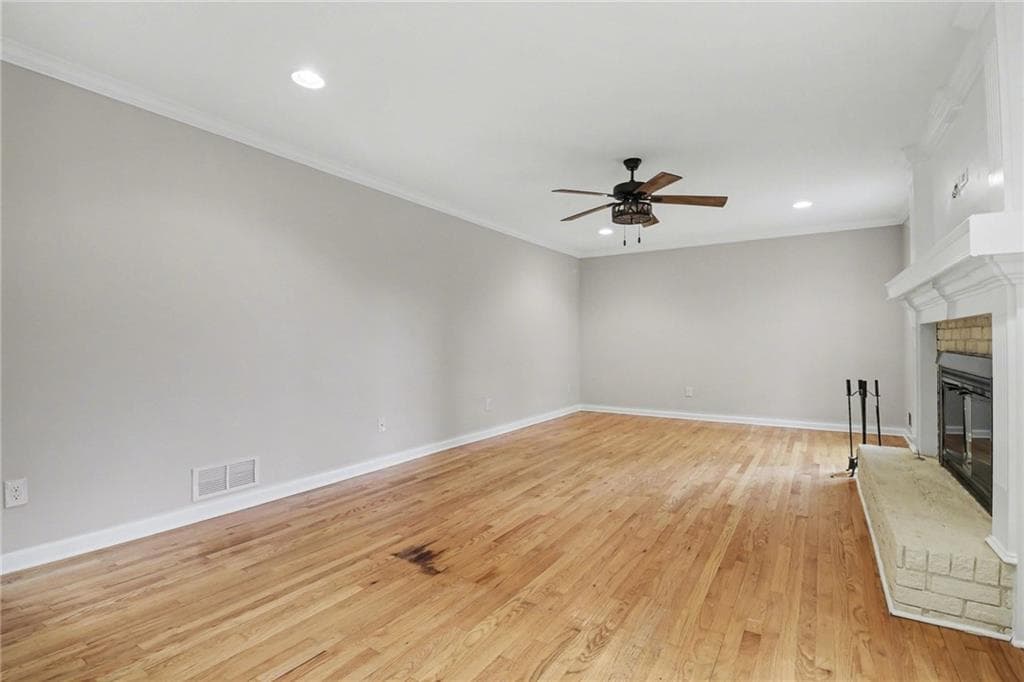 5 bedroom, 4 bathroom, 3,309 sq ft single family residence for sale at 205 Marsh Glen Point, Atlanta, GA 30328 — photo 8