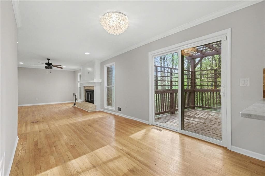 5 bedroom, 4 bathroom, 3,309 sq ft single family residence for sale at 205 Marsh Glen Point, Atlanta, GA 30328 — photo 9