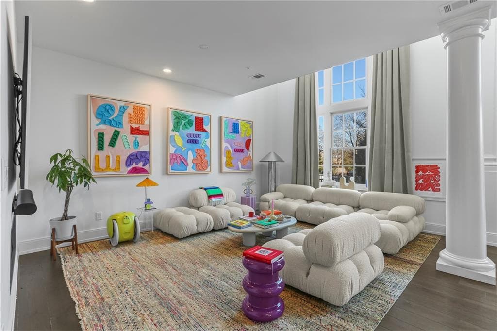 3 bedroom, 3 bathroom, 2,236 sq ft townhouse for sale at 1200 Ponce De Leon Avenue A5, Atlanta, GA 30306 — photo 2
