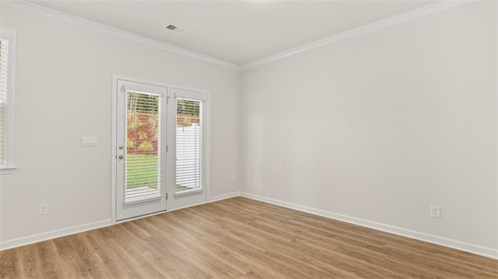 3 bedroom, 3 bathroom, 1,947 sq ft townhouse for sale at 430 Silver Moon Drive, Loganville, GA 30052 — photo 4