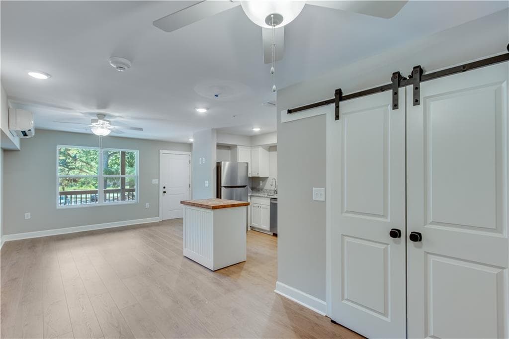 1 bedroom, 1 bathroom, 469 sq ft apartment for rent at 710 Jesse Jewell Parkways 204 STUDIO, Gainesville, GA 30501 for $1,150 a month — photo 3