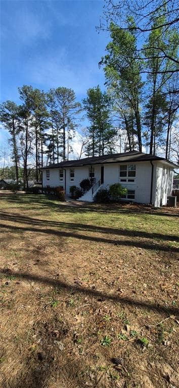 4 bedroom, 2 bathroom, 3,293 sq ft single family residence for rent at 605 Dalrymple, Atlanta, GA 30328 for $3,200 a month — photo 2