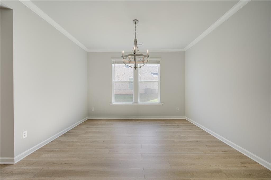 4 bedroom, 4 bathroom, 3,048 sq ft single family residence under contract at 201 Chiswick Loop, Stockbridge, GA 30281 — photo 6