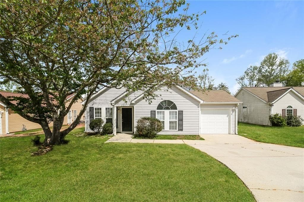 5639 Eagles Feather, Riverdale, GA 30274 — most recent listing photo