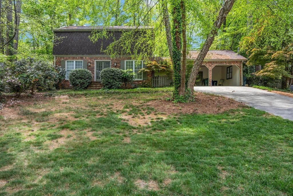 3 bedroom, 3 bathroom, 2,028 sq ft single family residence sold at 5614 Glenrich Drive, Dunwoody, GA 30338