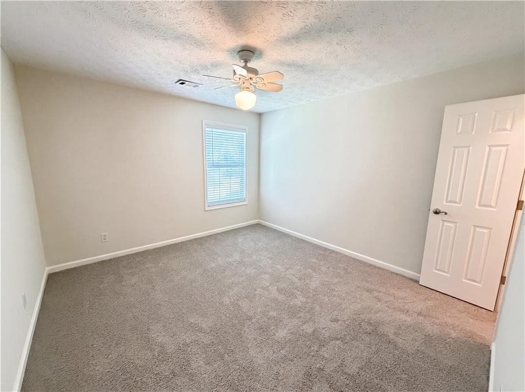 3 bedroom, 3 bathroom, 2,064 sq ft single family residence for sale at 13331 Harpley Court, Alpharetta, GA 30004 — photo 9