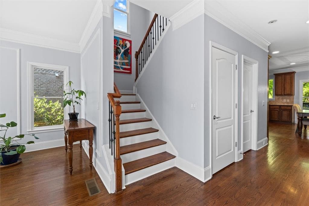 4 bedroom, 5 bathroom, 3,990 sq ft single family residence for sale at 3089 Frazier Walk, Decatur, GA 30033 — photo 6