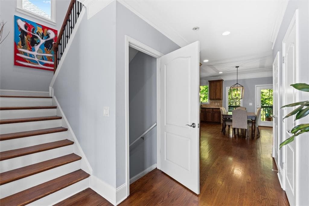 4 bedroom, 5 bathroom, 3,990 sq ft single family residence for sale at 3089 Frazier Walk, Decatur, GA 30033 — photo 7