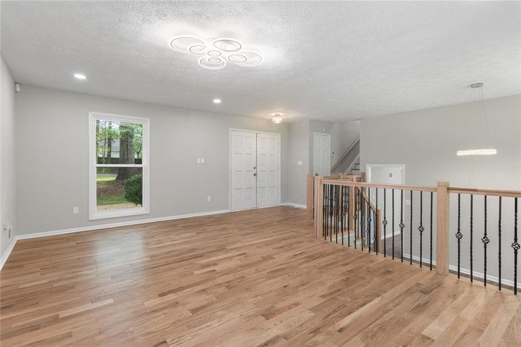 4 bedroom, 3 bathroom, 2,519 sq ft single family residence for sale at 4645 Dunwoody Club Drive, Dunwoody, GA 30350 — photo 7