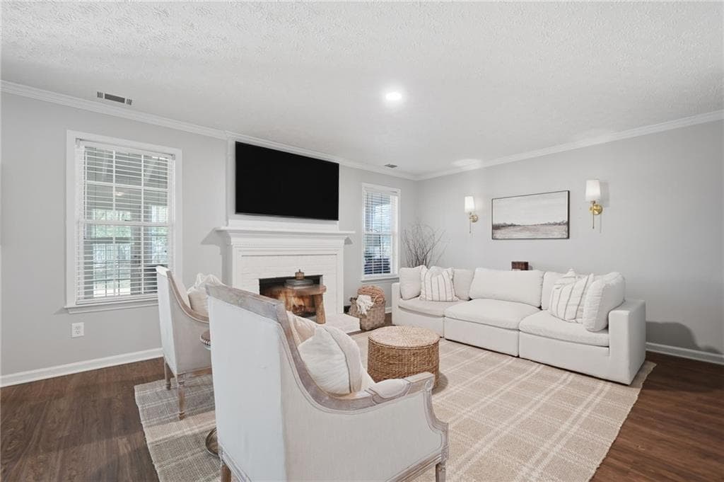 4 bedroom, 3 bathroom, 2,541 sq ft single family residence for sale at 1810 Westwind Drive, Cumming, GA 30041 — photo 7