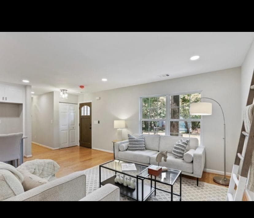 3 bedroom, 2 bathroom, 1,288 sq ft single family residence for sale at 5115 Martins Crossing, Stone Mountain, GA 30088 — photo 2