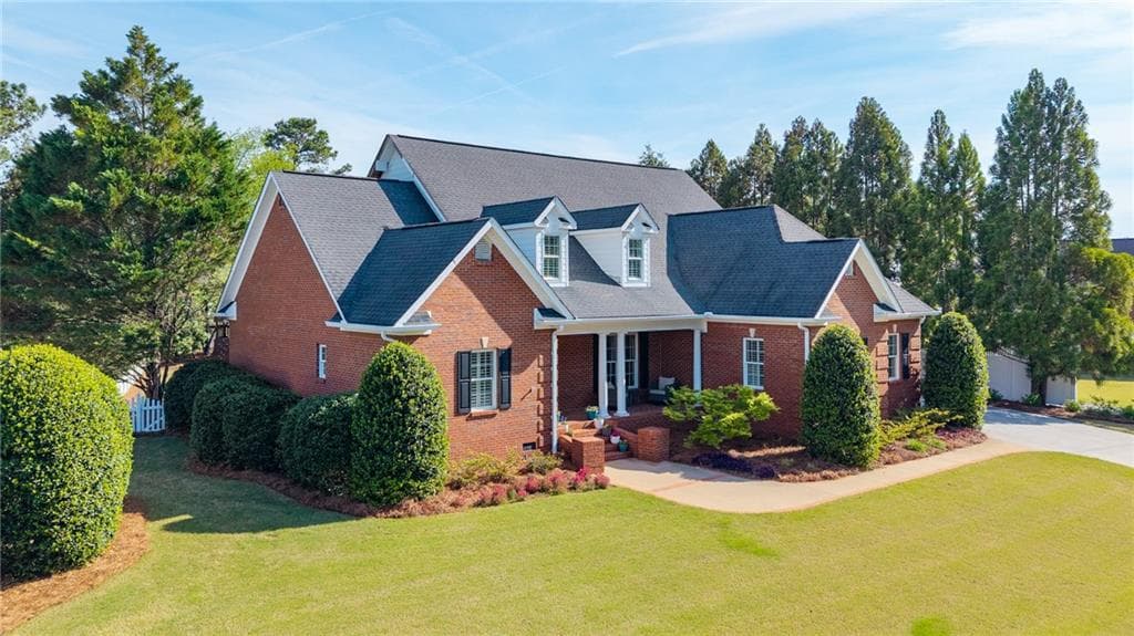 4 bedroom, 5 bathroom, 2,891 sq ft single family residence for sale at 203 Laurel Creek Road, Calhoun, GA 30701