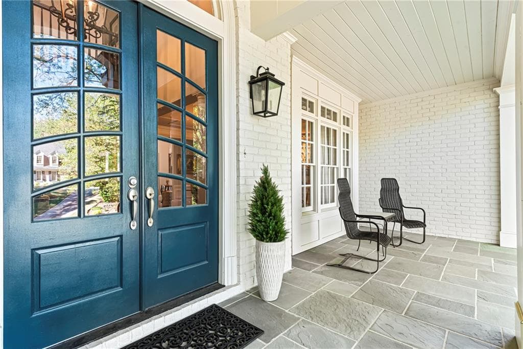 4 bedroom, 5 bathroom, 3,090 sq ft single family residence for sale at 885 Carlton Ridge, Atlanta, GA 30342 — photo 10
