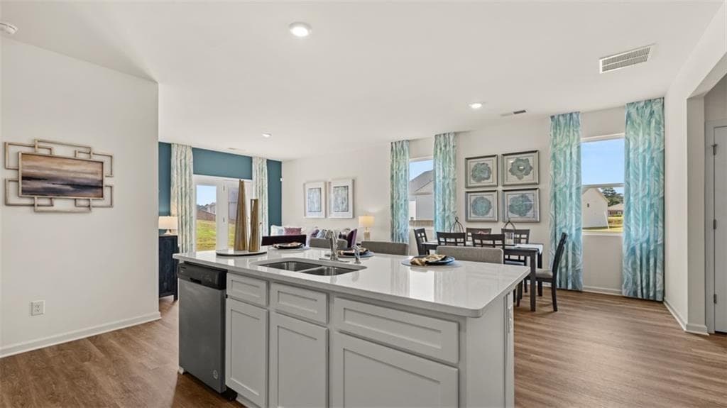 3 bedroom, 3 bathroom single family residence under contract at 11960 Aukerman Way, Hampton, GA 30228 — photo 8