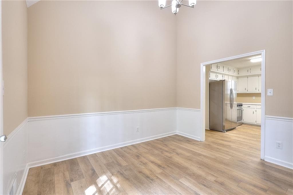 3 bedroom, 2 bathroom, 1,872 sq ft single family residence for sale at 1124 Ironwood Drive, Grayson, GA 30017 — photo 6