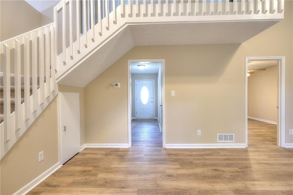 3 bedroom, 2 bathroom, 1,872 sq ft single family residence for sale at 1124 Ironwood Drive, Grayson, GA 30017 — photo 8