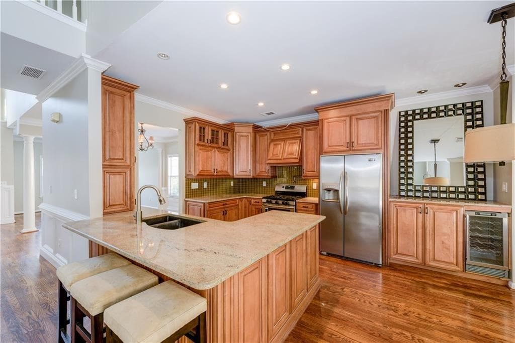 3 bedroom, 3 bathroom, 2,872 sq ft single family residence for rent at 2020 Chelton Way, Smyrna, GA 30080 for $4,500 a month — photo 7
