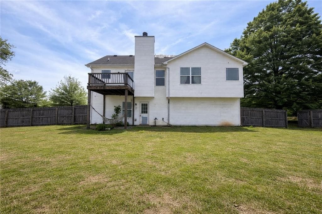 4 bedroom, 3 bathroom, 1,717 sq ft single family residence for sale at 400 Kissee Court, Jackson, GA 30233 — photo 4