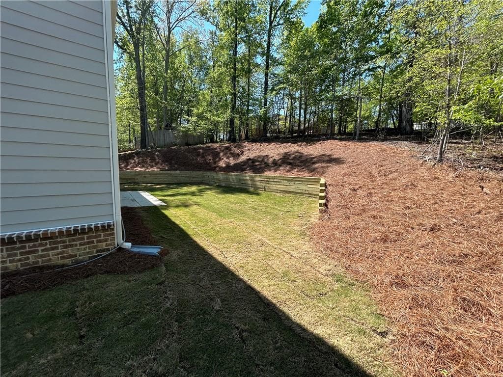 4 bedroom, 3 bathroom, 2,386 sq ft single family residence for sale at 4 Stonebrook Drive, Rome, GA 30165 — photo 4