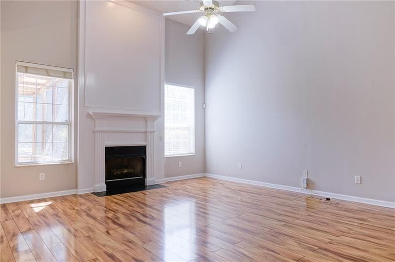 3 bedroom, 3 bathroom, 1,961 sq ft single family residence under contract at 2333 Laurelfield Drive, Grayson, GA 30017 — photo 3