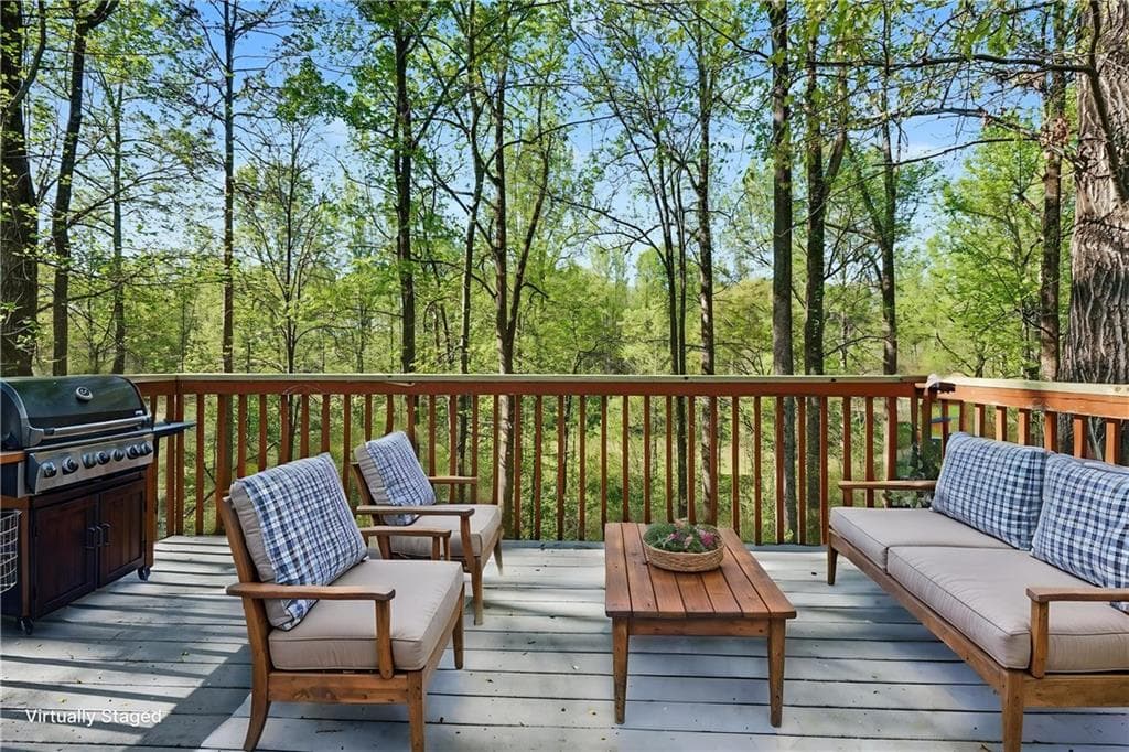 5 bedroom, 2 bathroom, 1,630 sq ft single family residence for sale at 4083 Country Lane, Gainesville, GA 30507 — photo 5