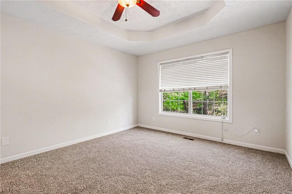 5 bedroom, 2 bathroom, 1,630 sq ft single family residence for sale at 4083 Country Lane, Gainesville, GA 30507 — photo 9