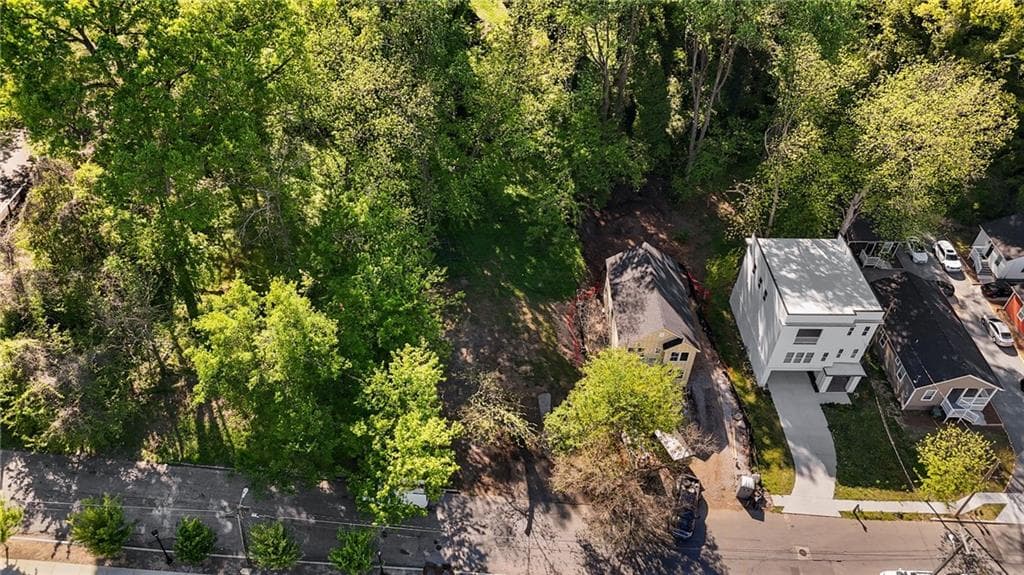 single family residence for sale at 512 NW Pierce Avenue, Atlanta, GA 30318 — photo 5