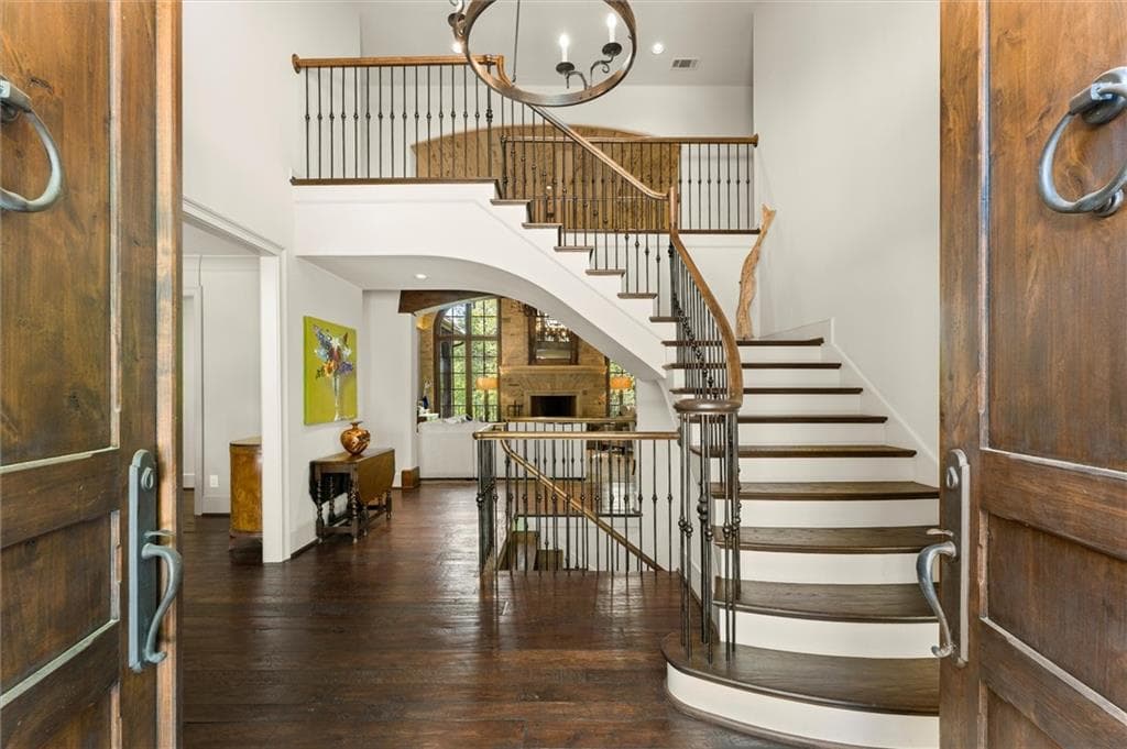 7 bedroom, 9 bathroom, 8,384 sq ft single family residence for sale at 581 Pine Valley Road, Marietta, GA 30067 — photo 3