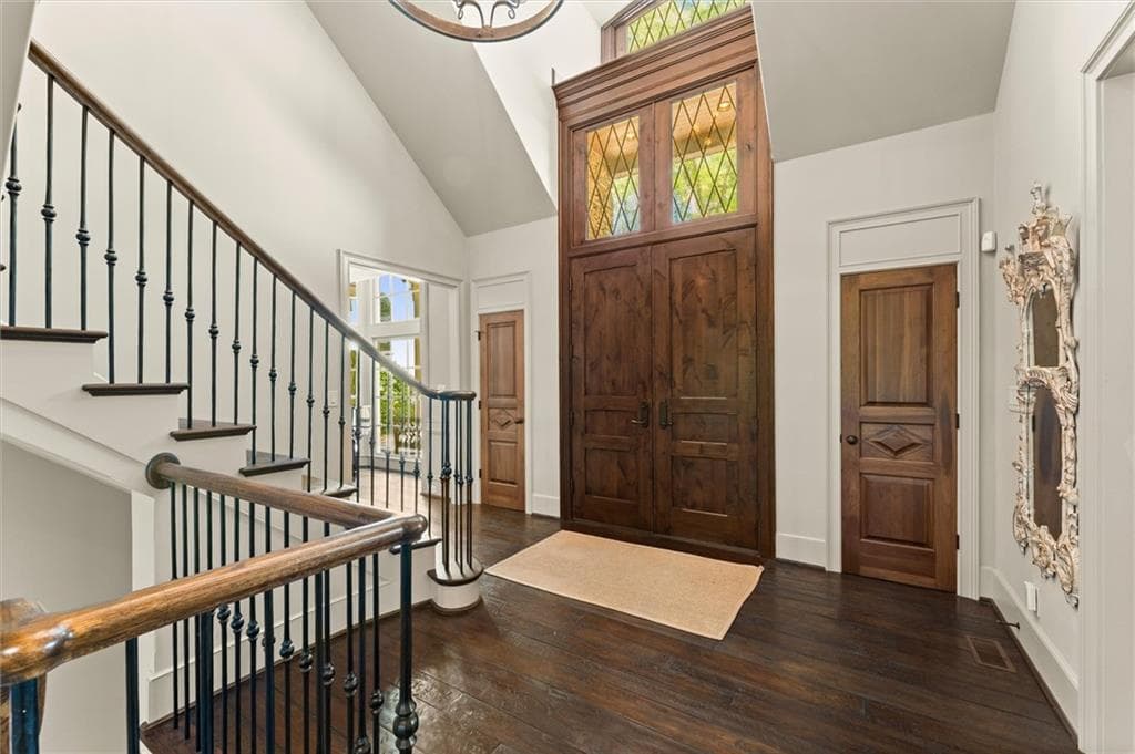 7 bedroom, 9 bathroom, 8,384 sq ft single family residence for sale at 581 Pine Valley Road, Marietta, GA 30067 — photo 4