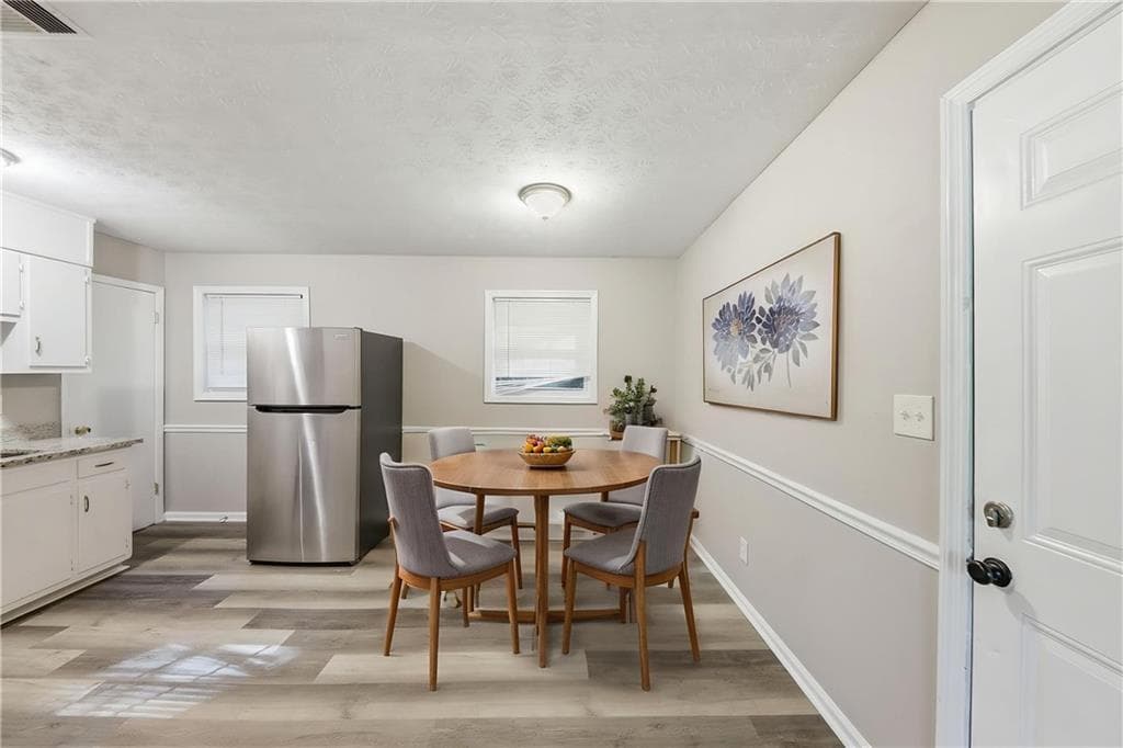 3 bedroom, 2 bathroom, 1,056 sq ft single family residence for sale at 2322 Chestnut Log Loop, Lithia Springs, GA 30122 — photo 5