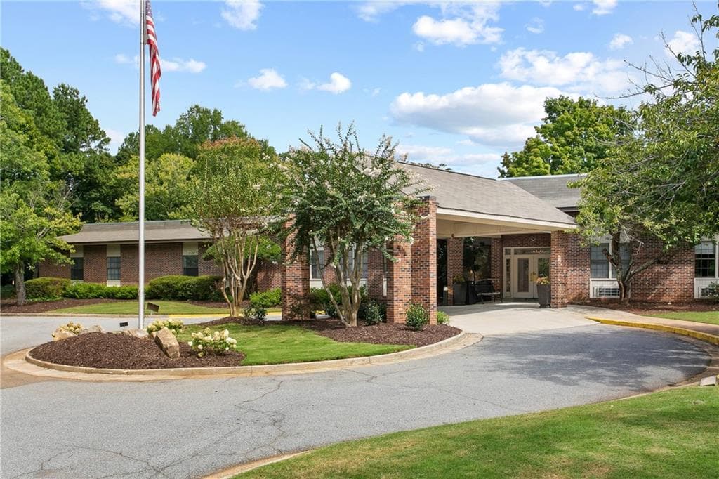 475 Mount Vernon Highway 222C, Sandy Springs, GA 30328 — most recent listing photo