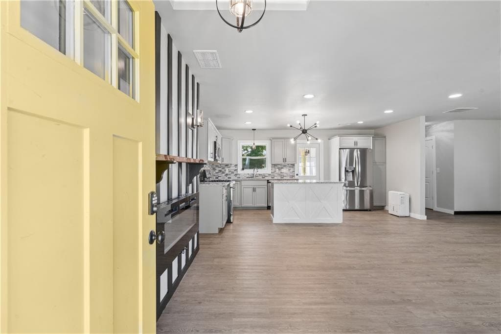 4 bedroom, 2 bathroom, 1,747 sq ft single family residence for sale at 2357 Scotty Circle, Decatur, GA 30032 — photo 4