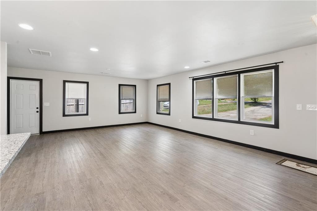 4 bedroom, 2 bathroom, 1,747 sq ft single family residence for sale at 2357 Scotty Circle, Decatur, GA 30032 — photo 6