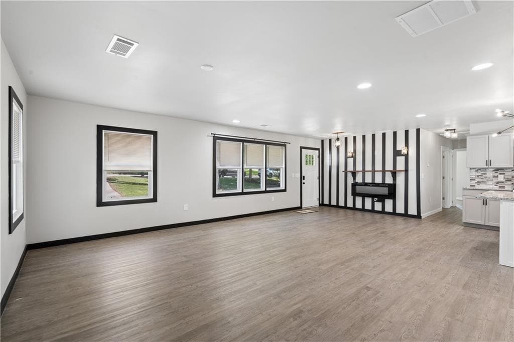 4 bedroom, 2 bathroom, 1,747 sq ft single family residence for sale at 2357 Scotty Circle, Decatur, GA 30032 — photo 8