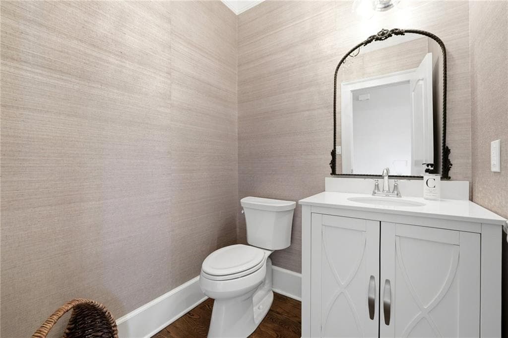 4 bedroom, 4 bathroom, 3,813 sq ft single family residence for sale at 2760 Muskogee Lane, Braselton, GA 30517 — photo 4
