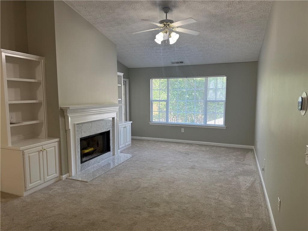 2 bedroom, 2 bathroom, 1,275 sq ft condominium for rent at 1001 Holly Drive 207, Gainesville, GA 30501 for $1,650 a month — photo 3