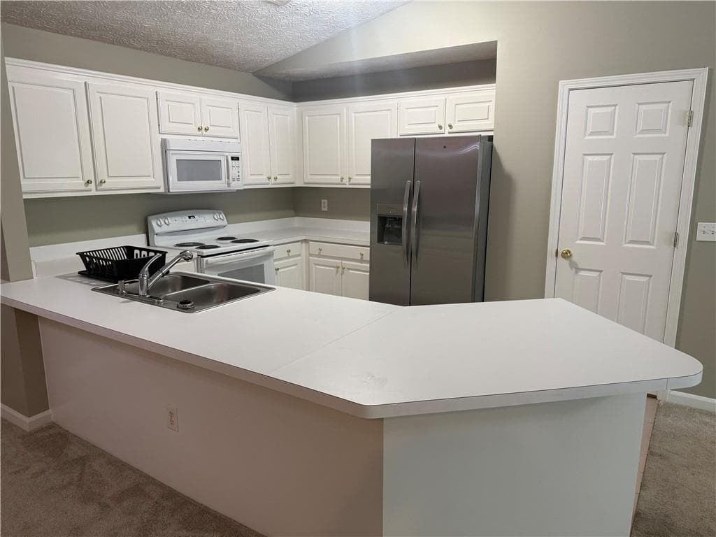 2 bedroom, 2 bathroom, 1,275 sq ft condominium for rent at 1001 Holly Drive 207, Gainesville, GA 30501 for $1,650 a month — photo 6