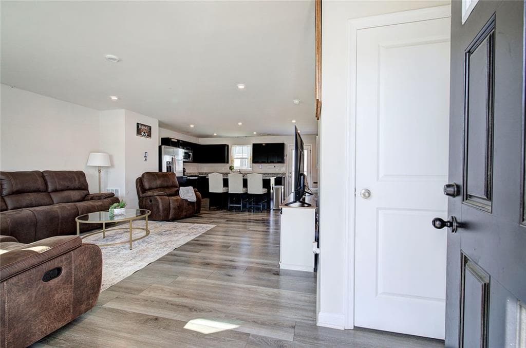 4 bedroom, 3 bathroom, 1,903 sq ft single family residence for sale at 384 Cartecay Drive, Calhoun, GA 30701 — photo 3