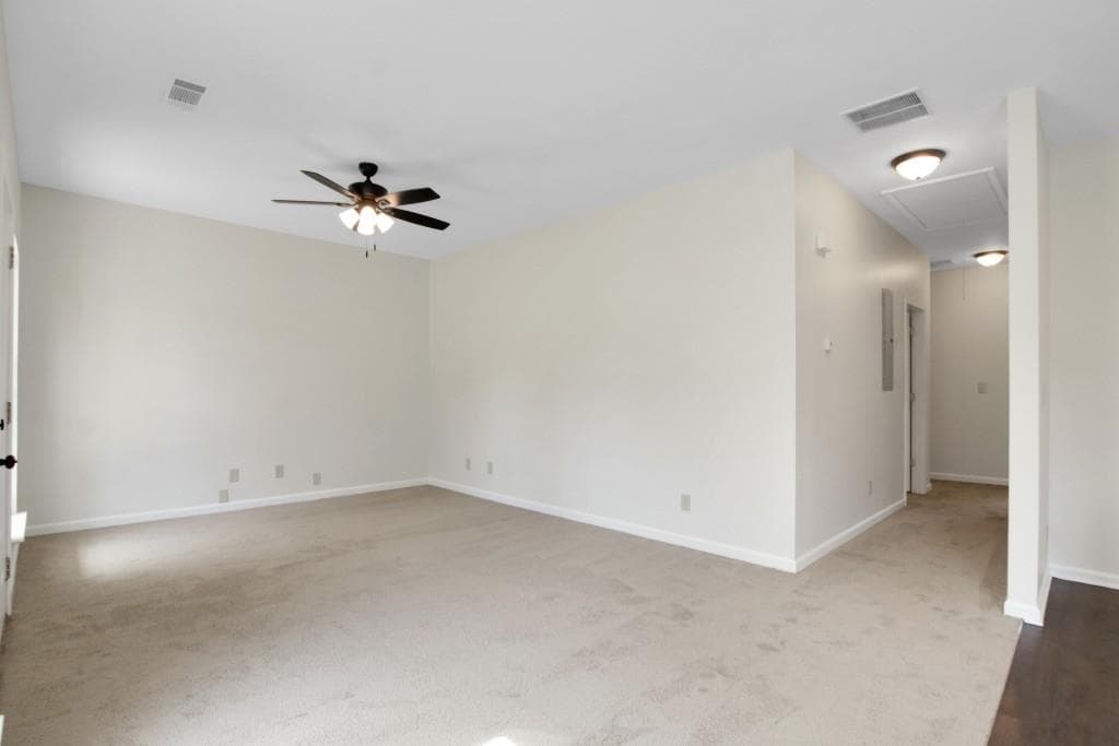 3 bedroom, 2 bathroom, 1,263 sq ft single family residence for sale at 110 Midway Road, Marietta, GA 30064 — photo 9
