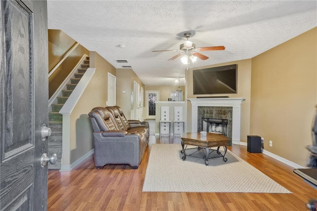 2 bedroom, 3 bathroom, 1,590 sq ft townhouse for rent at 2870 Vining Ridge Terrace, Decatur, GA 30034 for $1,700 a month — photo 1 of 21