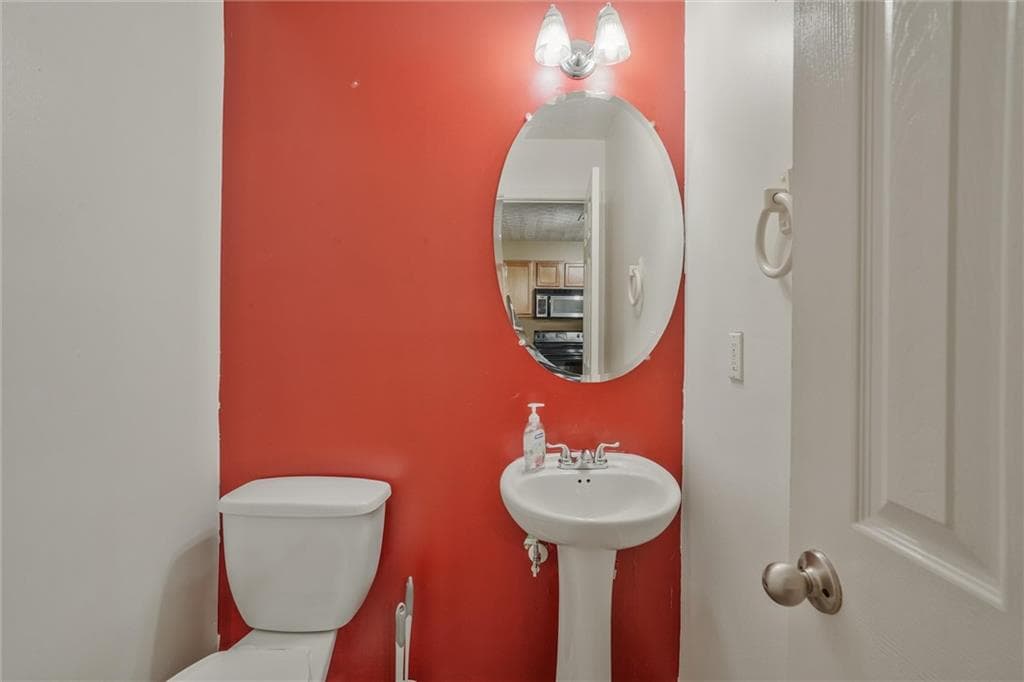 2 bedroom, 3 bathroom, 1,590 sq ft townhouse for rent at 2870 Vining Ridge Terrace, Decatur, GA 30034 for $1,700 a month — photo 5