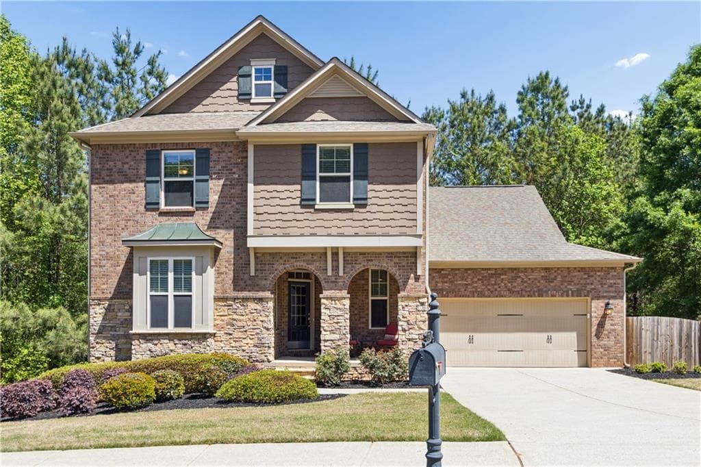 1090 Chelsey Way, Roswell, GA 30075 — most recent listing photo