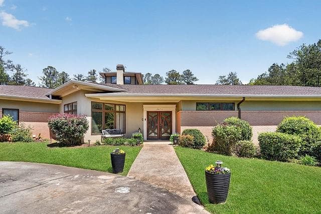 6 bedroom, 8 bathroom, 7,400 sq ft single family residence for sale at 3073 Demooney Road, South Fulton, GA 30349 — photo 2