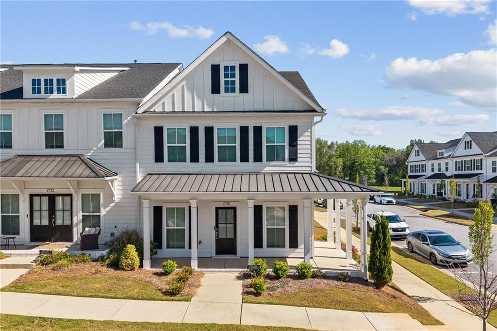 3 bedroom, 3 bathroom, 1,968 sq ft townhouse for sale at 1730 Prospect Way, Conyers, GA 30094