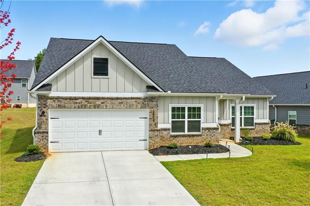 4 bedroom, 2 bathroom single family residence for rent at 3894 Saddle Bag Court, Dacula, GA 30019 for $3,000 a month — photo 2