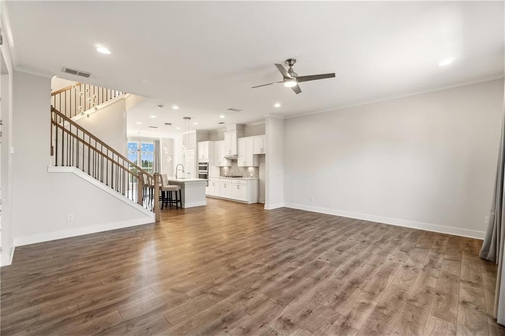 4 bedroom, 4 bathroom, 2,200 sq ft townhouse for sale at 615 Fair View Circle, Roswell, GA 30076 — photo 9