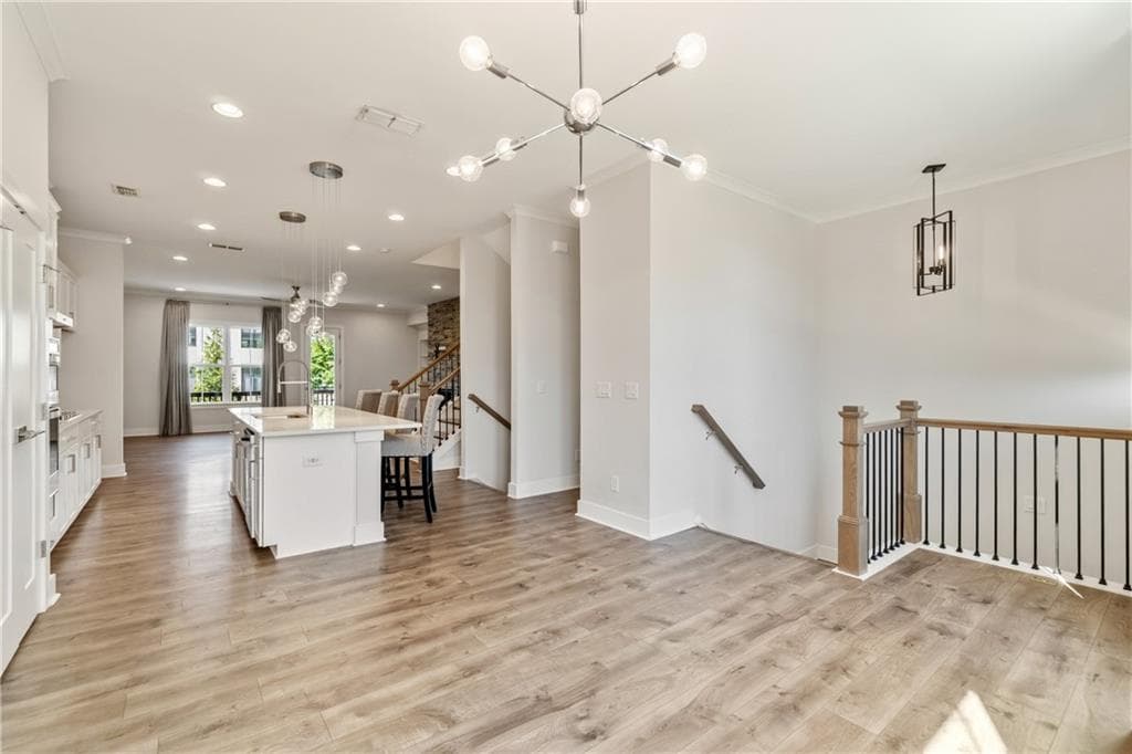 4 bedroom, 4 bathroom, 2,200 sq ft townhouse for sale at 615 Fair View Circle, Roswell, GA 30076 — photo 10