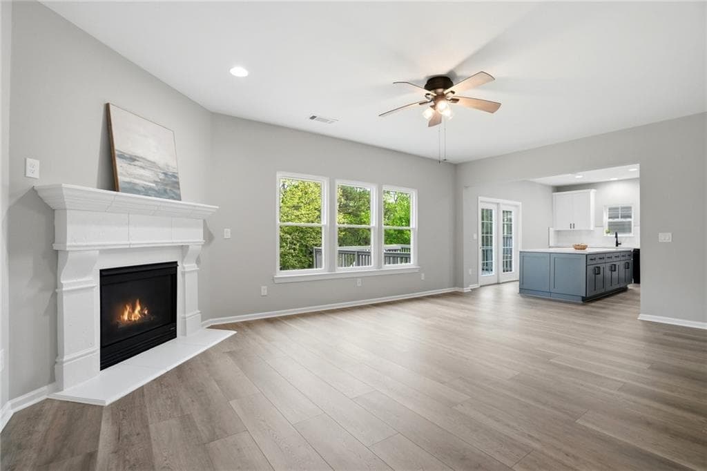 4 bedroom, 4 bathroom, 3,319 sq ft single family residence for sale at 7812 Keepsake Lane, Flowery Branch, GA 30542 — photo 10