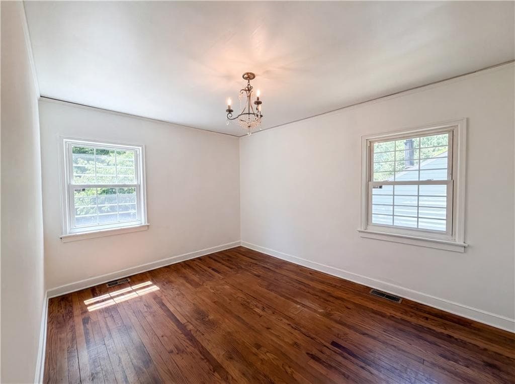 2 bedroom, 1 bathroom, 702 sq ft single family residence under contract at 1918 Spring Avenue, Atlanta, GA 30344 — photo 10